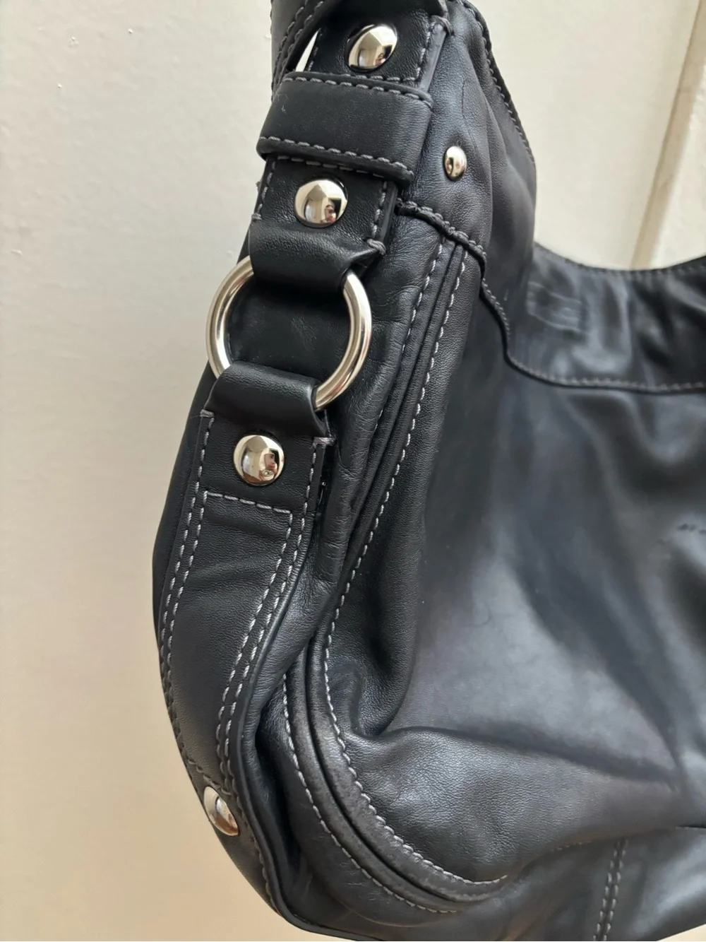 Coach soft black